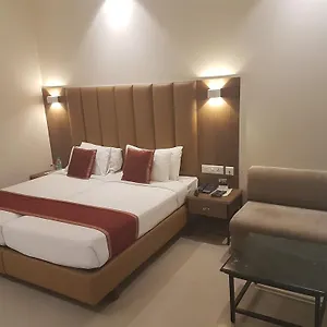 Hotel Grand